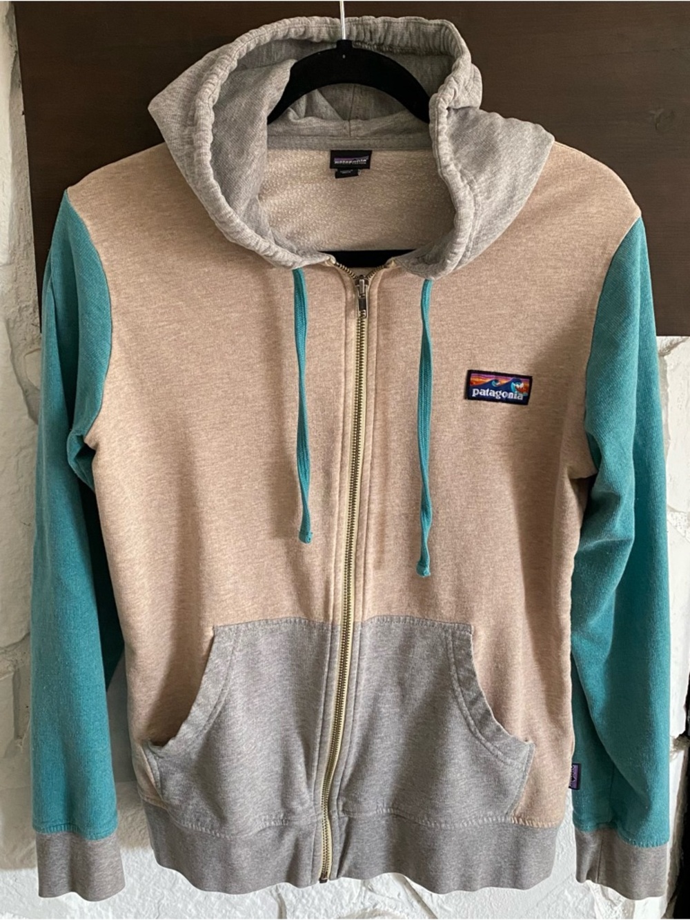 Patagonia retro style Board Short Label Lightweight Full-Zip Hoody jacket